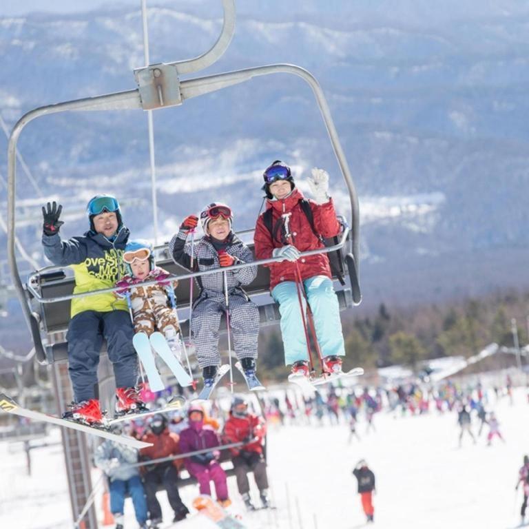 Izumigo Kiyosato Kogen Hotel Хокуто Екстериор снимка